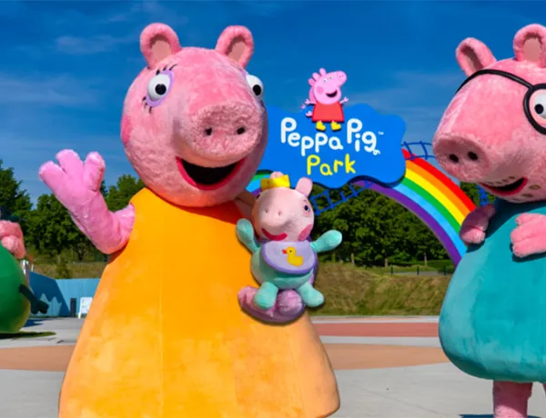 Hallo Baby Party mit Familie Wutz und Baby Evie im PEPPA PIG Park